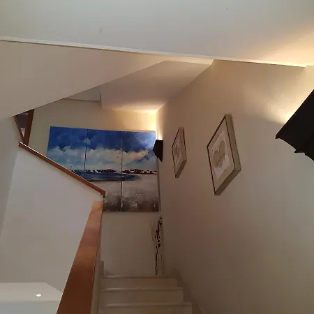 Holiday home Luxury Townhouse 200m To Beach *