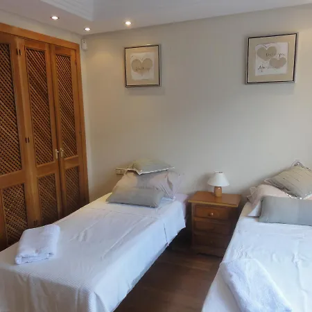 Luxury Townhouse 200m To Beach * Estepona